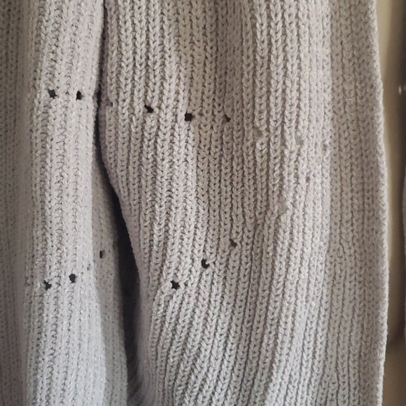 Sweater - Picture 2 of 3